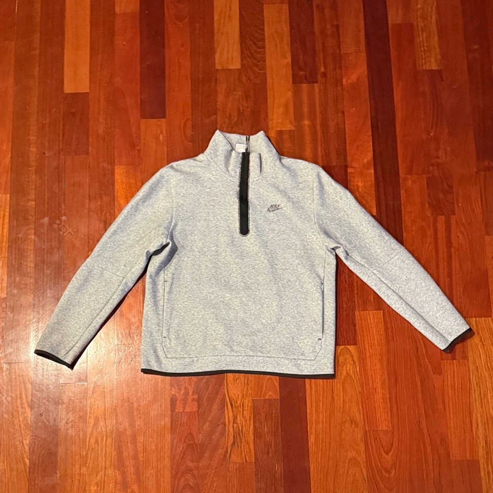 Nike Light Gray Tech Fleece Quarter-Zip Pullover